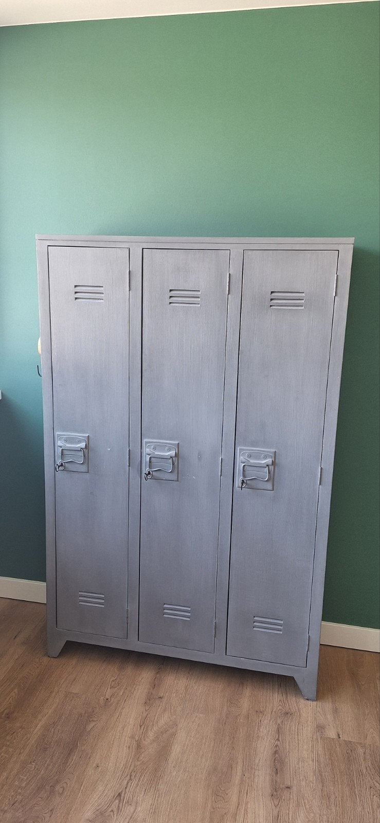 Stoere Houten Kledingkast, Huis en Inrichting, Kasten | Kledingkasten, Ophalen, 100 tot 150 cm, 150 tot 200 cm, Overige houtsoorten