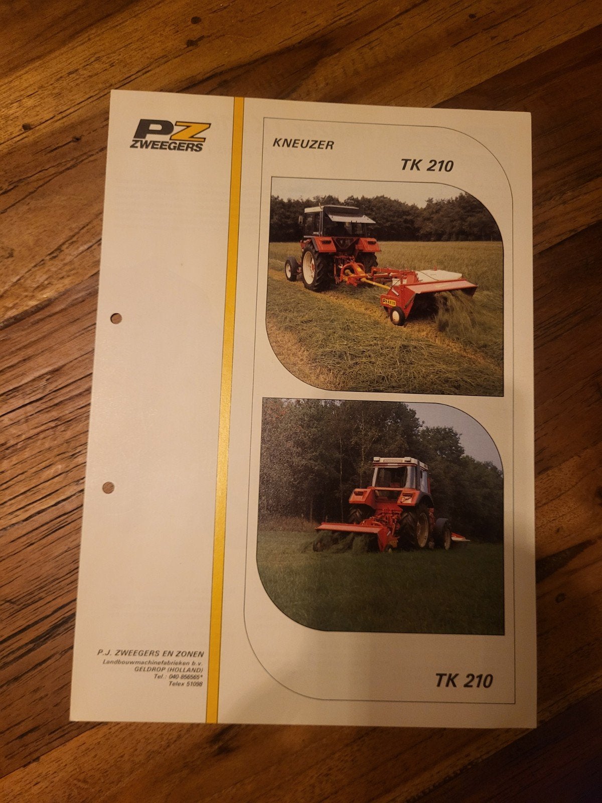 tractor folder PZ zweegers TK 210 kneuzer, Boeken, Ophalen of Verzenden, Zo goed als nieuw