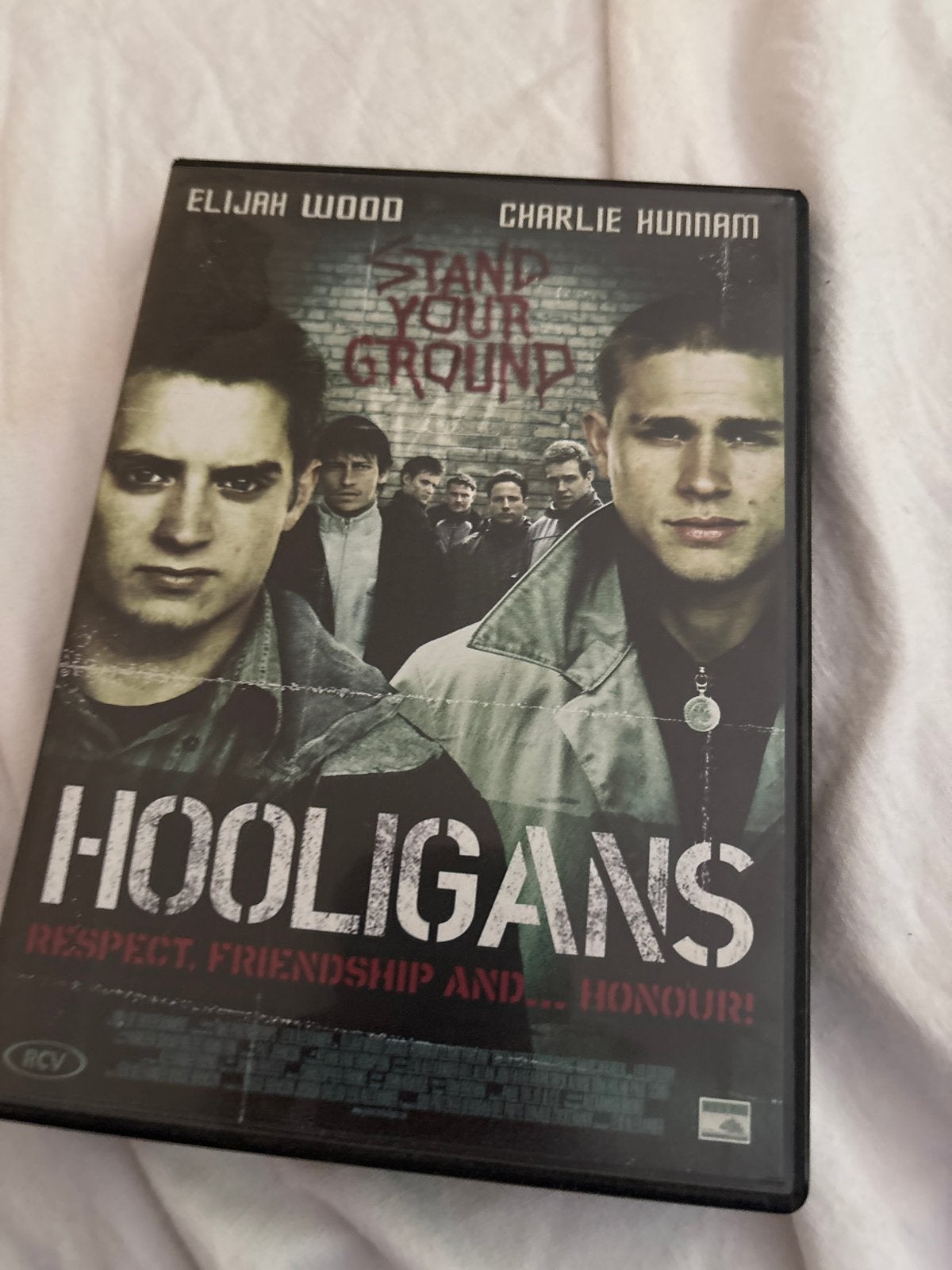 Hooligans DVD met Elijah Wood en Charlie Hunnam, Vanaf 16 jaar, Nederlands, Overige genres, Ophalen of Verzenden