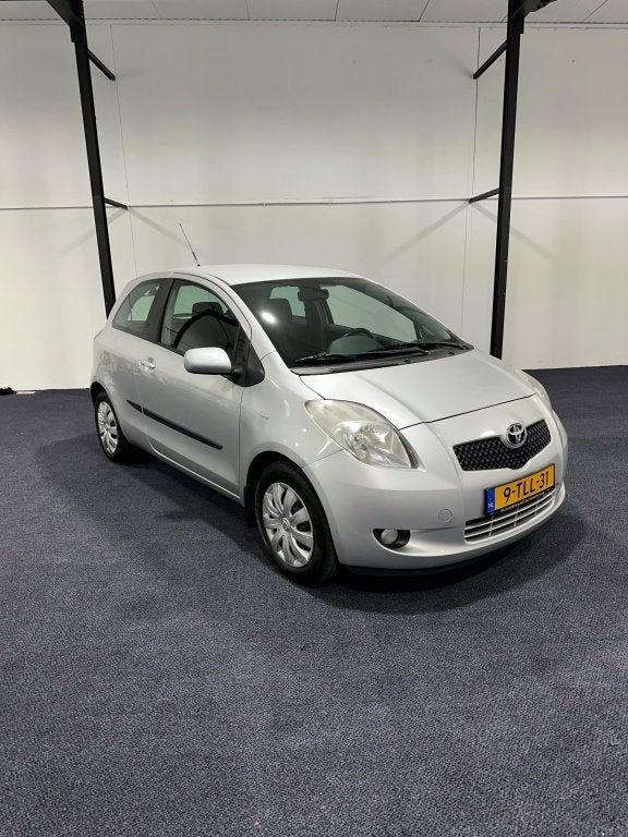 Toyota Yaris 1.3 VVTi Sol (bj 2008), Auto's, Toyota, 4 cilinders, 995 kg, 547 kg, Bedrijf