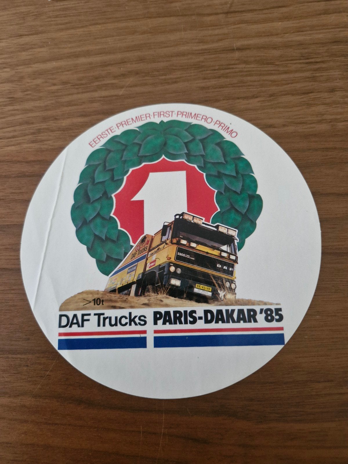817 DAF Trucks Paris-Dakar '85 Sticker - 15 cm doorsnede, Ophalen of Verzenden, Nieuw, Auto of Motor