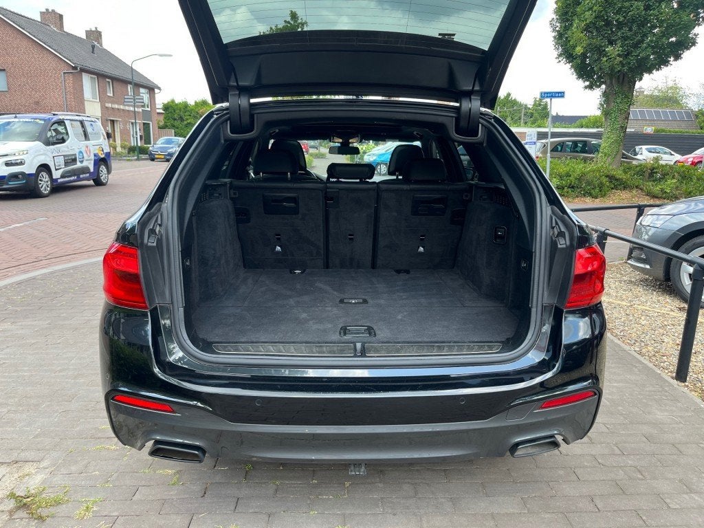 Foto 16 van Bmw 5-SERIE TOURING 520I HIGH EXECUTIVE / SCHUIFDAK / LEDER