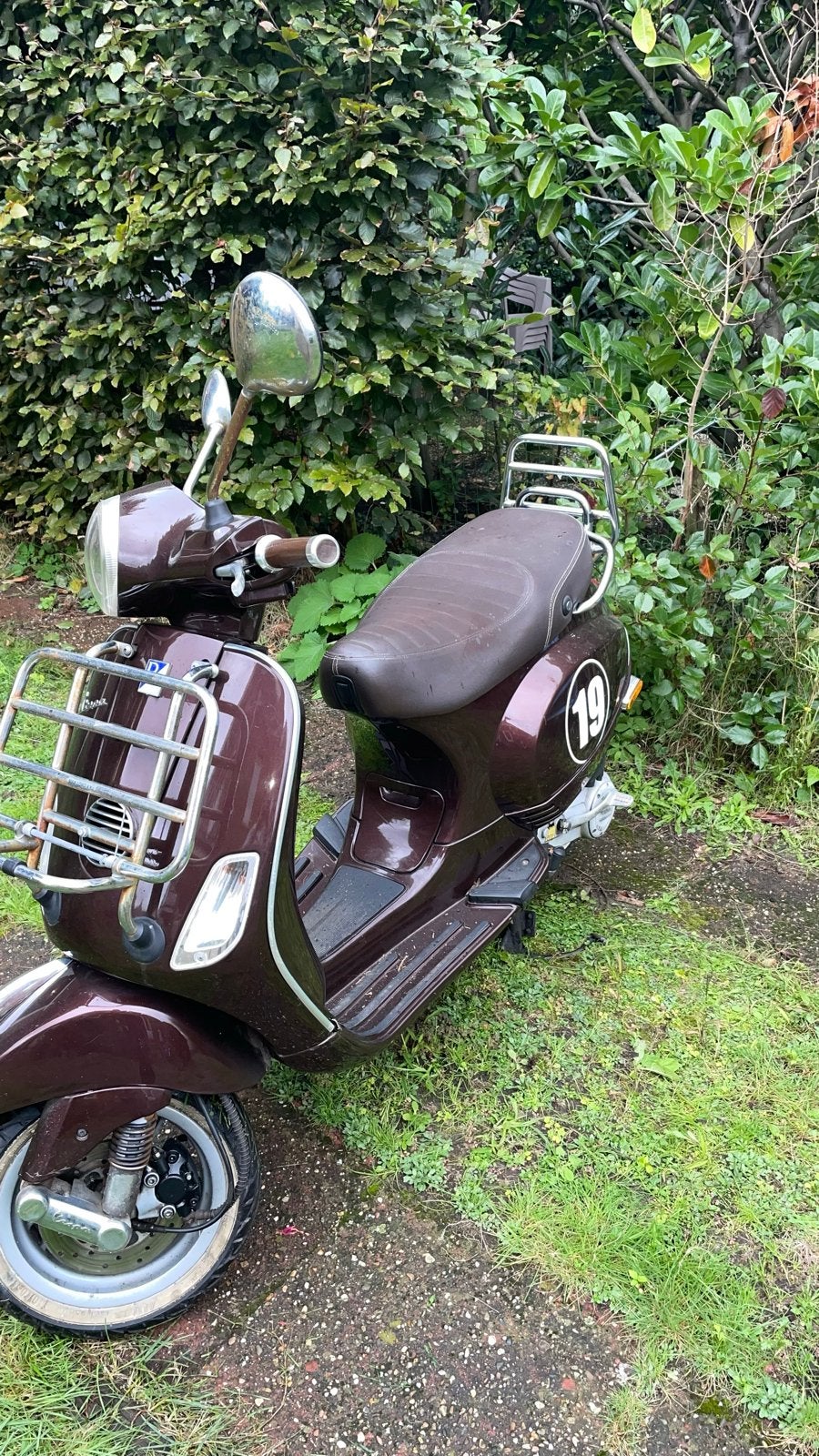 Vespa Touring Bordeaux Rood - blauw kenteken, Fietsen en Brommers, Ophalen, Gebruikt, Overige modellen, Benzine