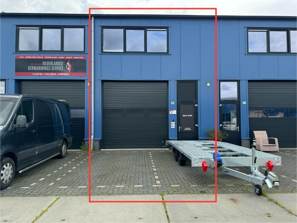 Bedrijfsruimte te huur 112 m² + 2 parkeerplaatsen | Lijnden, Zakelijke goederen, Bedrijfs Onroerend goed, 112 m², Huur, Bedrijfsruimte