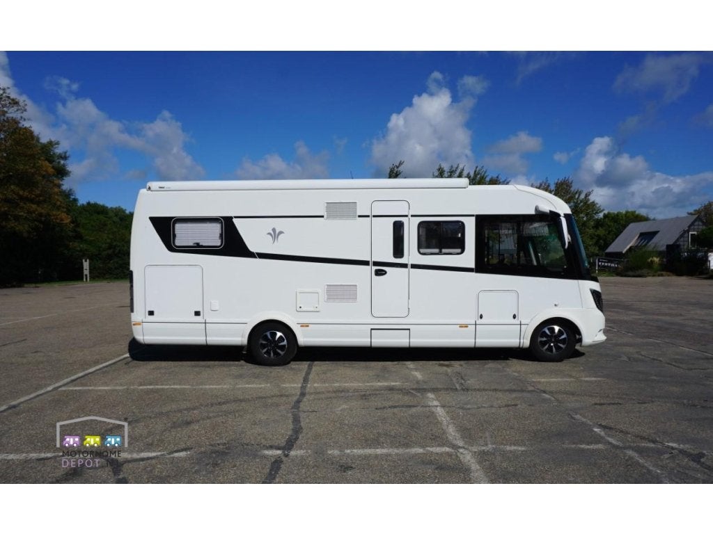 Niesmann Bischoff Arto 77E 2020 9 traps automaat en 51.000km, Niesmann+Bischoff, Bedrijf, Diesel, Koelkast