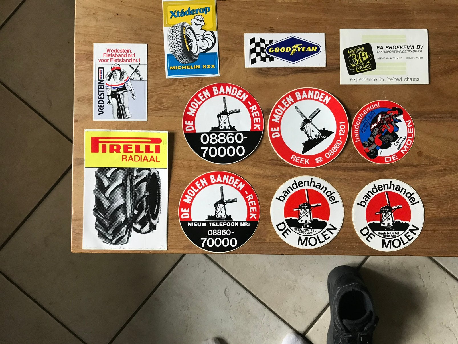 Stickers banden, Ophalen of Verzenden, Zo goed als nieuw