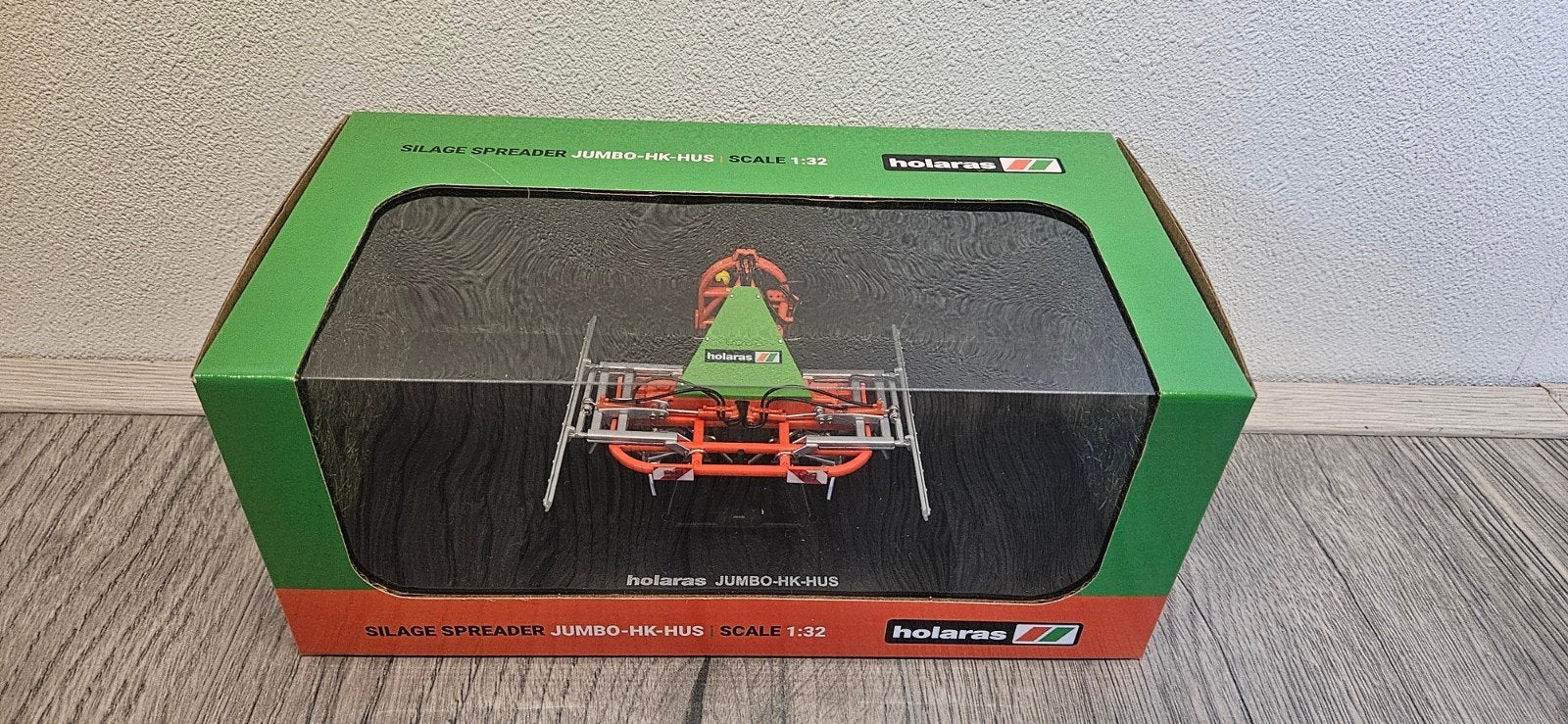 Holaras Jumbo-HK-HUS kuilverdeler 1:32, Hobby en Vrije tijd, Ophalen of Verzenden, Nieuw, Tractor of Landbouw, Universal Hobbies