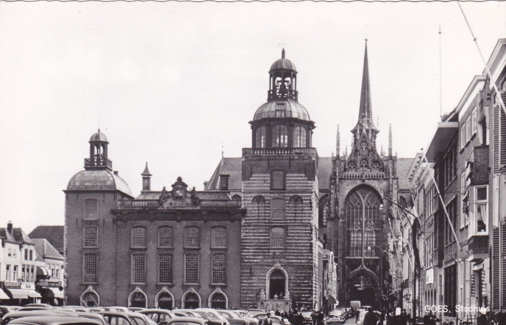 Goes.  Stadhuis en Grote Kerk - Oude Ansichtkaart HEMA, Verzamelen, Verzenden, 1960 tot 1980, Ongelopen, Zeeland