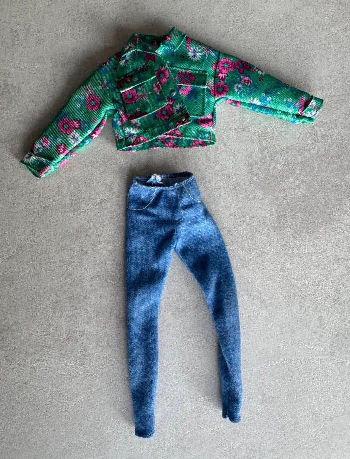 Barbie extra kleding, Ophalen of Verzenden, Gebruikt, Kleertjes