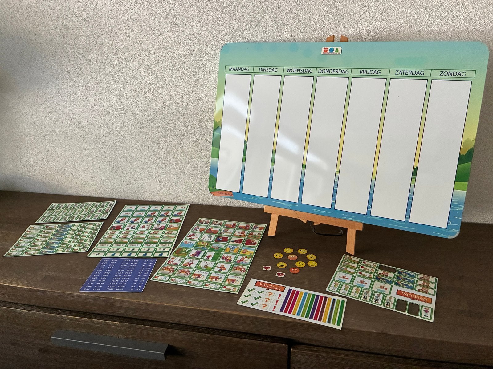 Kinderplanbord met dagritmekaartjes, Ophalen of Verzenden, Gebruikt, Ontdekken