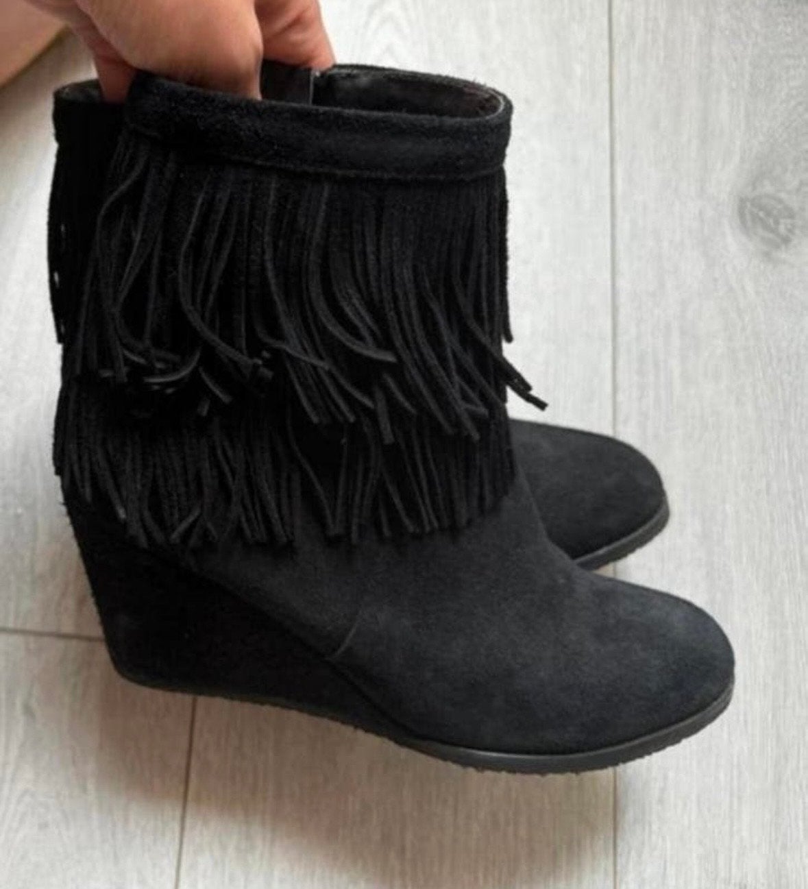 Boho Suede Enkellaarzen met Franjes (39), Ophalen of Verzenden, Gedragen, Zwart, Lage of Enkellaarzen