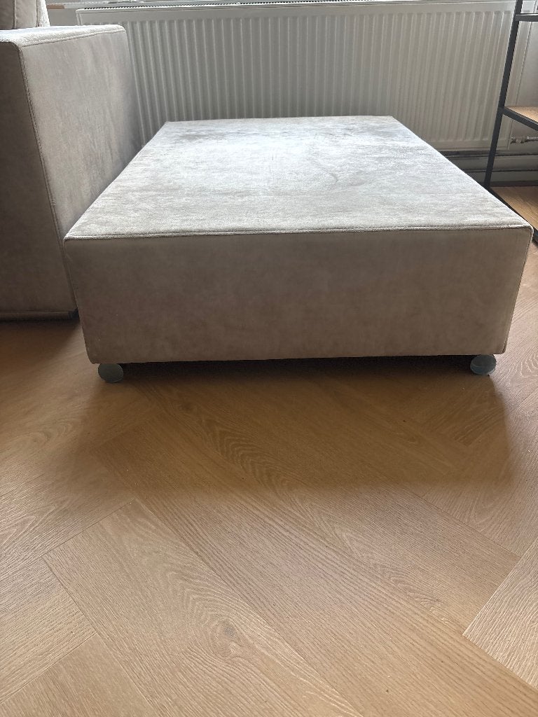 Hokker / poef, Ophalen, 100 tot 125 cm, Zo goed als nieuw, 75 tot 100 cm