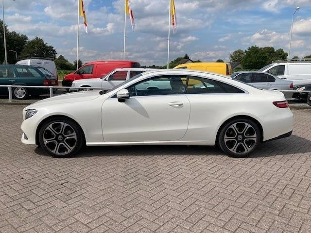 Mercedes-Benz E-klasse Coupé 220 d Premium, Auto's, Achterwielaandrijving, 4 stoelen, Leder en Stof, Wit