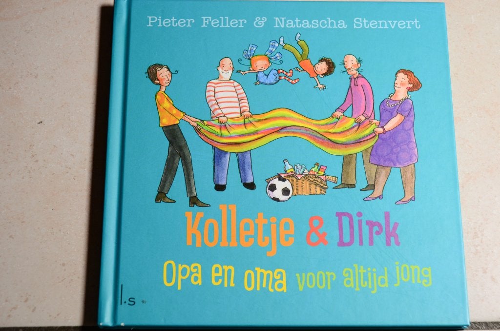 Kolletje & Dirk Opa en Oma voor altijd jong / Pieter Feller, Ophalen of Verzenden, Gelezen, Fictie algemeen, Voorleesboek