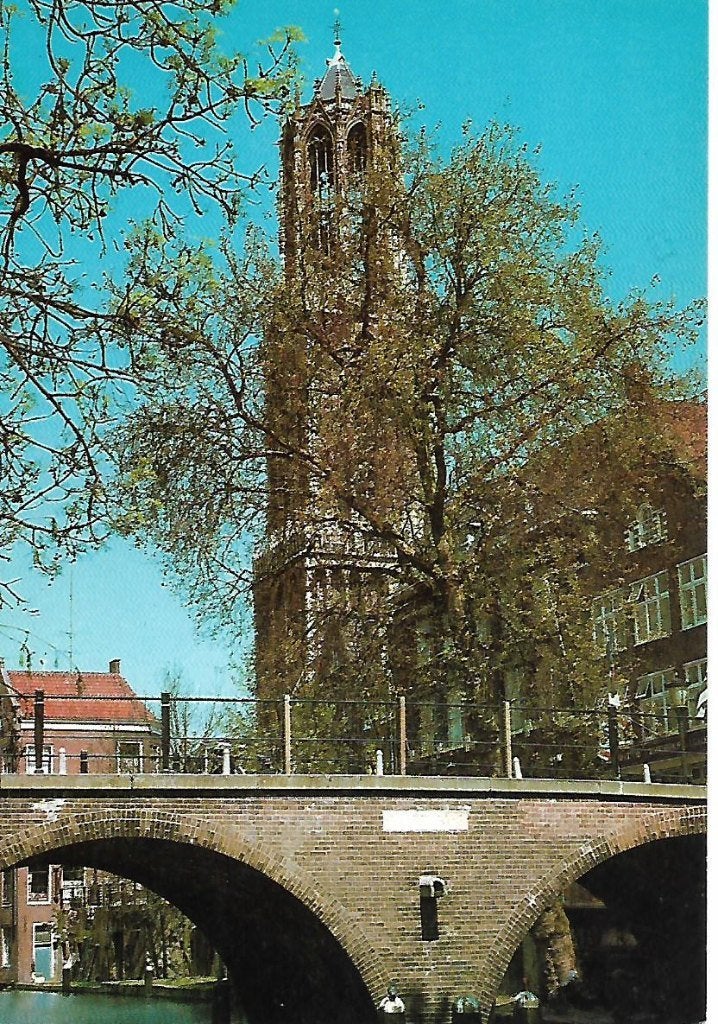 Utrecht- -Oude Gracht met Gaardbrug en Domtoren., Verzenden, 1980 tot heden, Gelopen, Utrecht