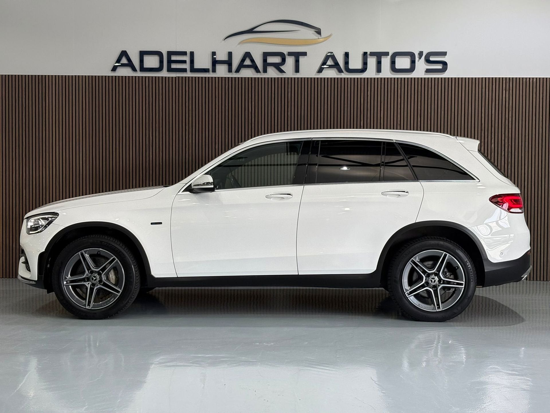 Mercedes-Benz GLC-klasse 300e 4MATIC Business Solution AMG /, Auto's, Automaat, Gebruikt, Zwart, 4 cilinders