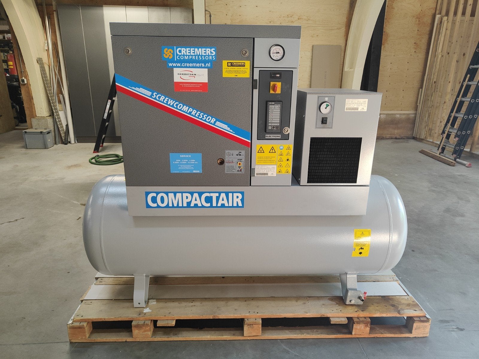 Creemers Compressor Schroefcompressor RCA7.5/500 CD met drog