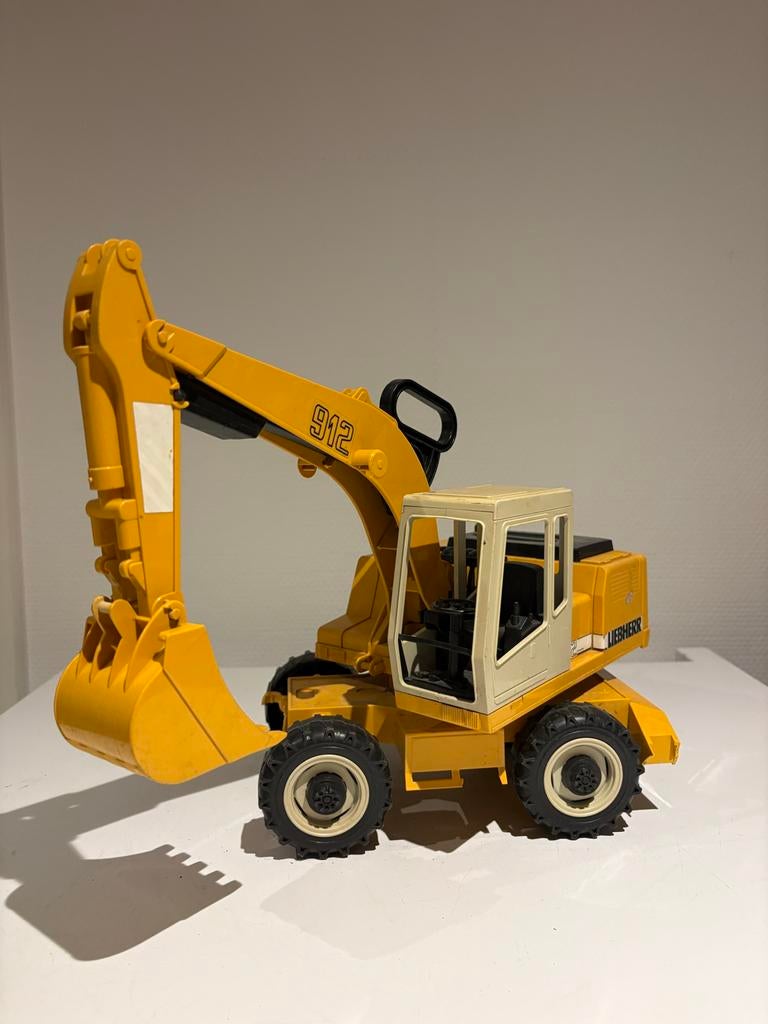 Bruder Liebherr 912 Graafmachine  Speelgoed, Ophalen of Verzenden, Gebruikt