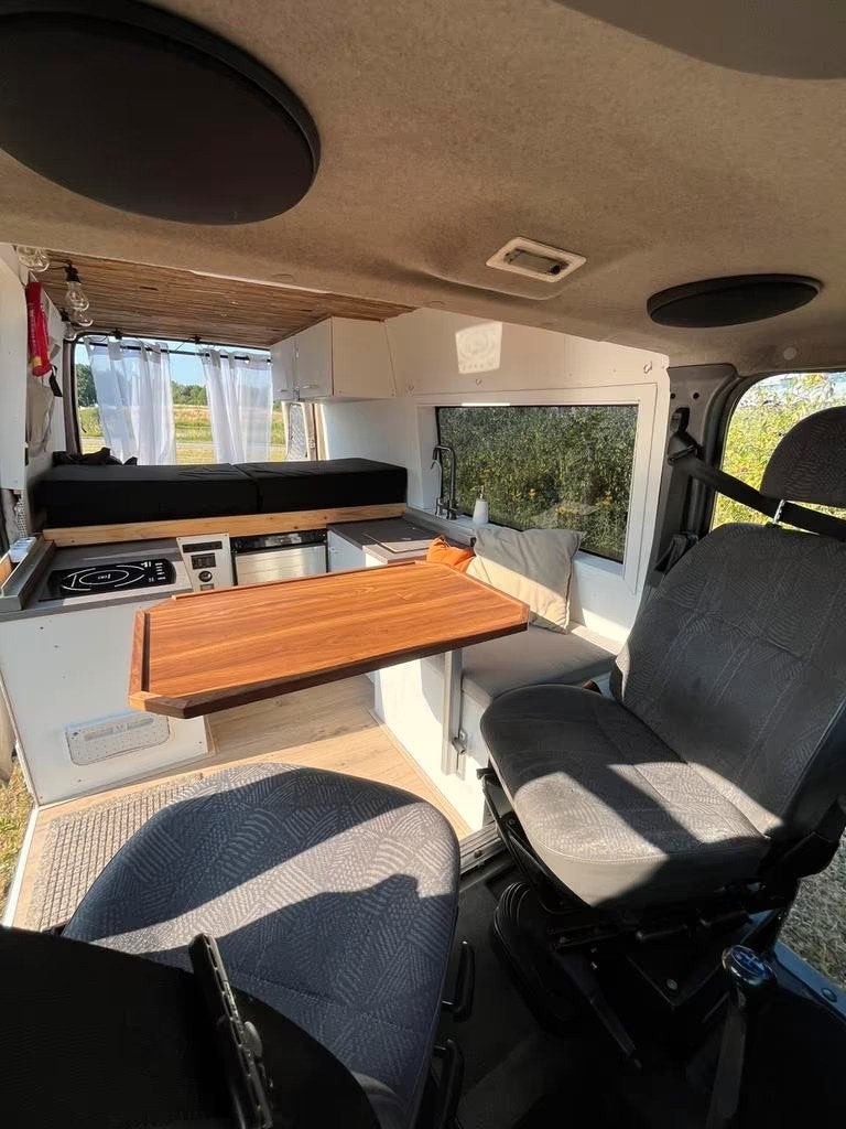 Camper Ford Transit Grijs, Voorwielaandrijving, 1998 cc, Stof, Origineel Nederlands