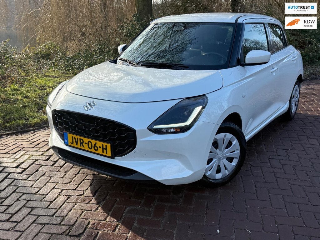 Suzuki SWIFT 1.2 Comfort Smart Hybrid 1 Eig. b.j.1-2025,9100, Auto's, Suzuki, Voorwielaandrijving, 83 pk, Stof, USB