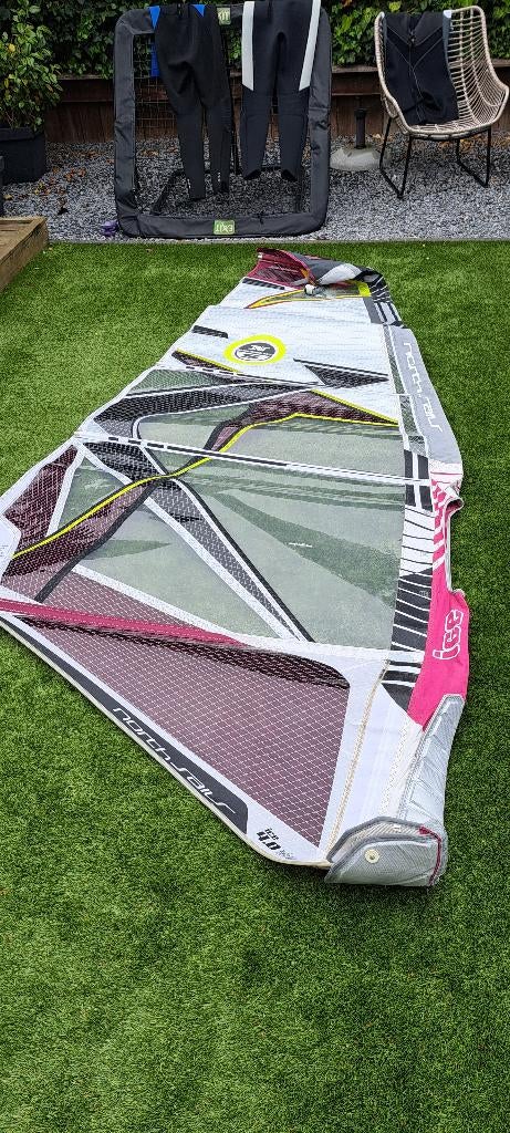 north sails ice 4.0m2 en north hybride hero 4.0m2, Watersport en Boten, Windsurfen, Ophalen, Minder dan 5 m², Zeil, Gebruikt