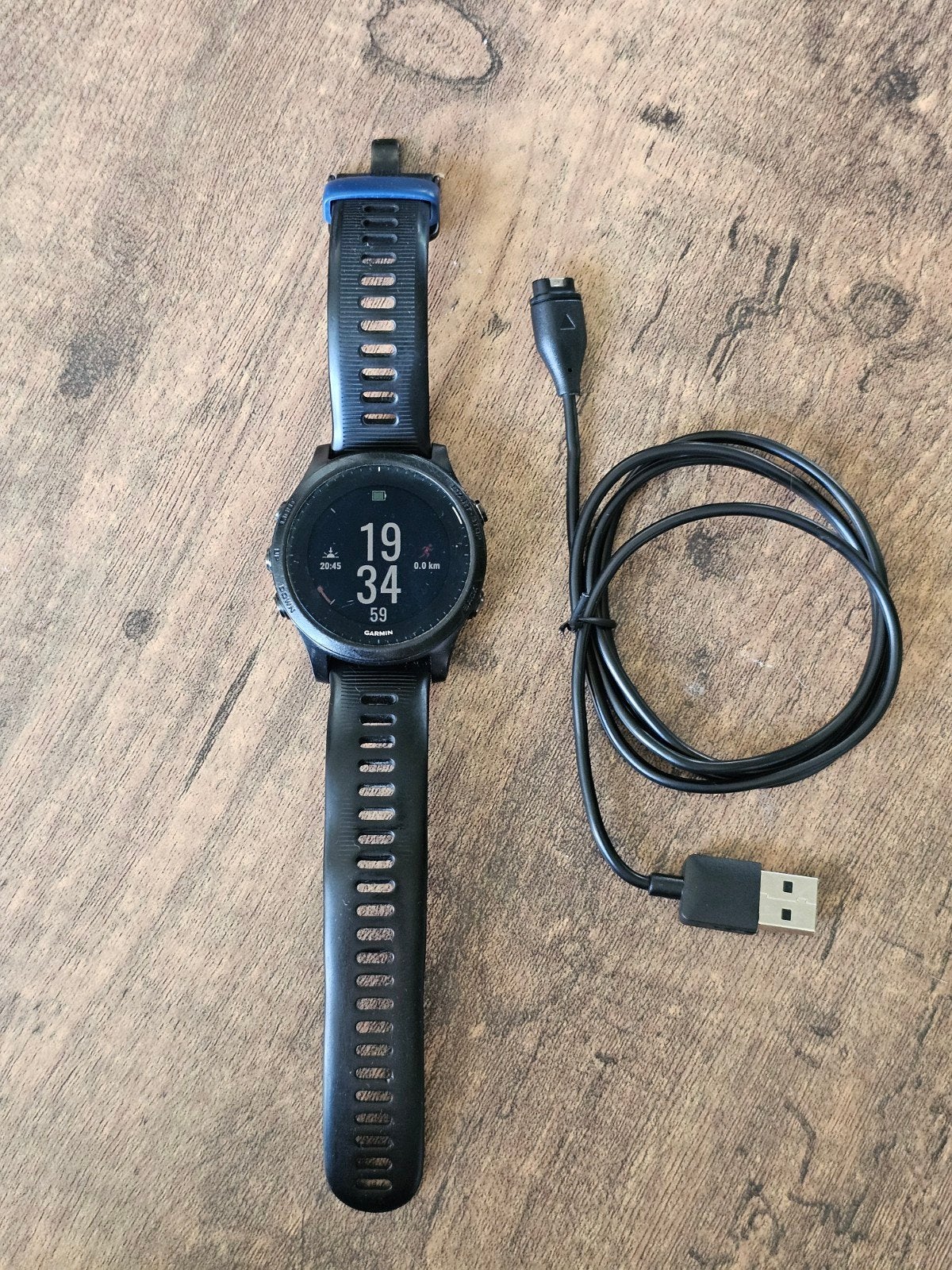 Garmin Forerunner 945 + nieuwe oplaadkabel, Sieraden, Tassen en Uiterlijk, Sporthorloges, Ophalen, Zwart, Android