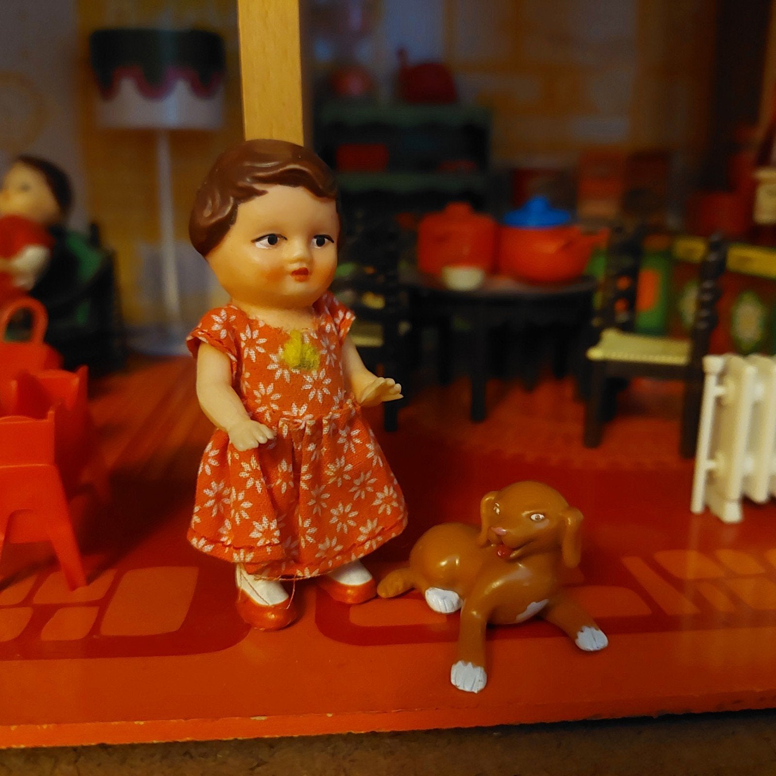 hondje voor poppenhuis, Ophalen of Verzenden, Zo goed als nieuw, Poppenhuis