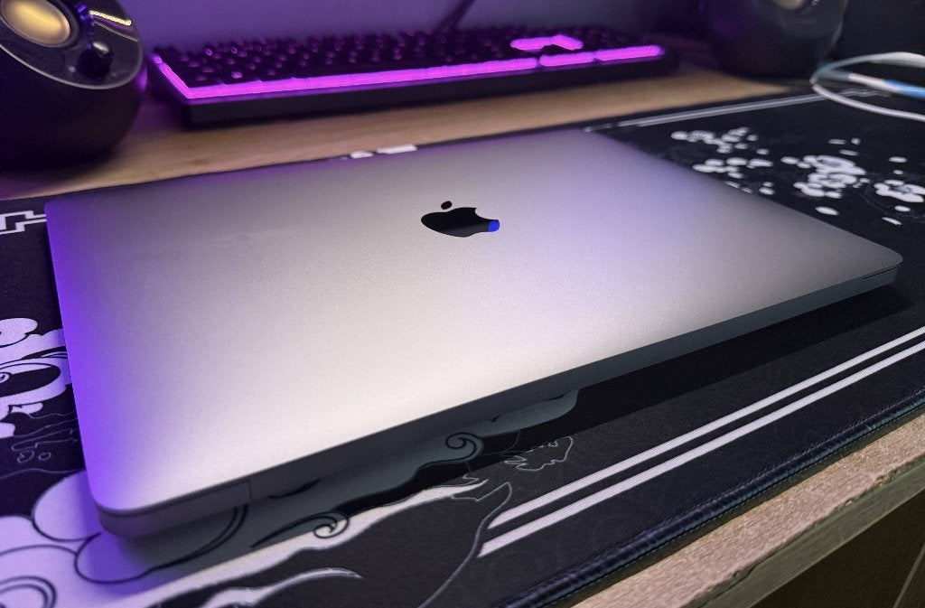 MacBook Air M1 (2020) (256GB) | Werkt goed | Schermdefect, Computers en Software, Apple Macbooks, Ophalen, Gebruikt, 256 GB, Qwerty