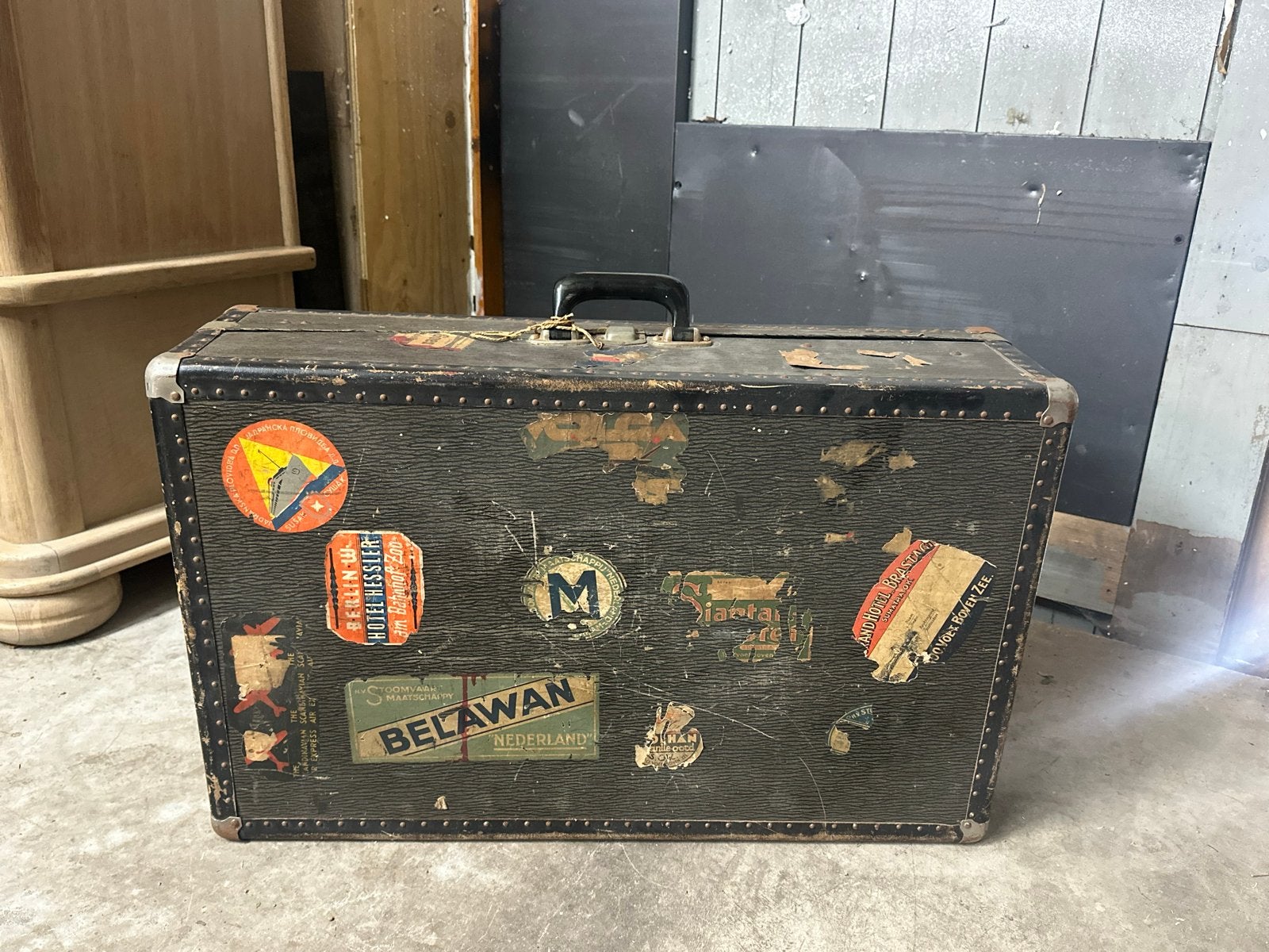 Vintage reiskoffer met reisstickers, Verzamelen, Retro, Ophalen