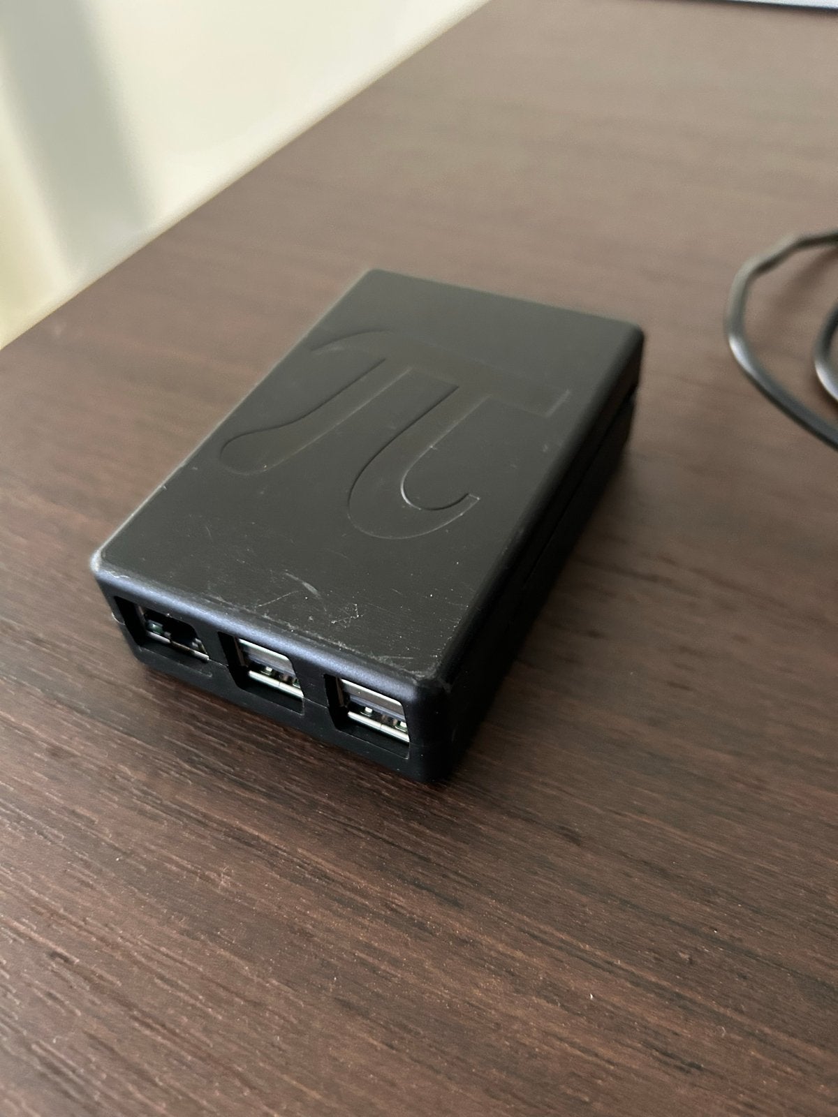 Raspberry Pi 3 Model B met behuizing en adapter, Gebruikt, Minder dan 4 GB, Minder dan 2 Ghz, Ophalen of Verzenden
