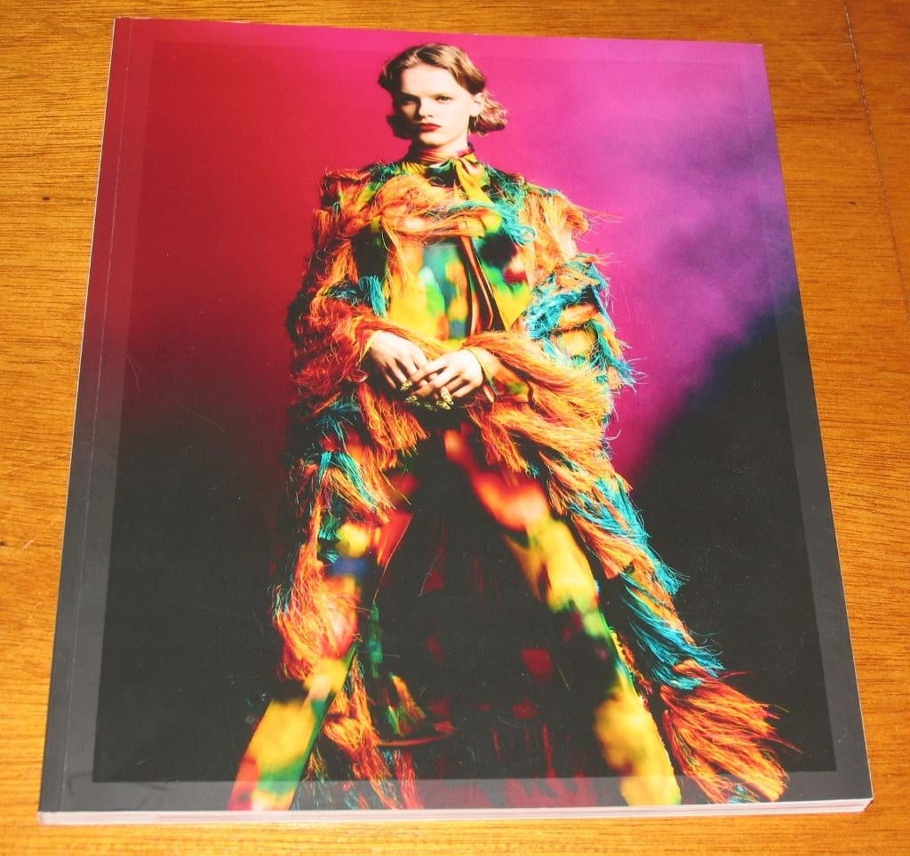 DRIES VAN NOTEN - Spring/Summer 2022, Ophalen of Verzenden, Zo goed als nieuw, Couturiers