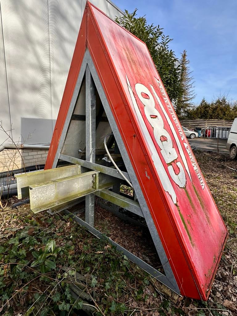 Reclamemast verlicht. 11 MTR hoog., Ophalen, Gebruikt, Lichtbak of (neon) lamp