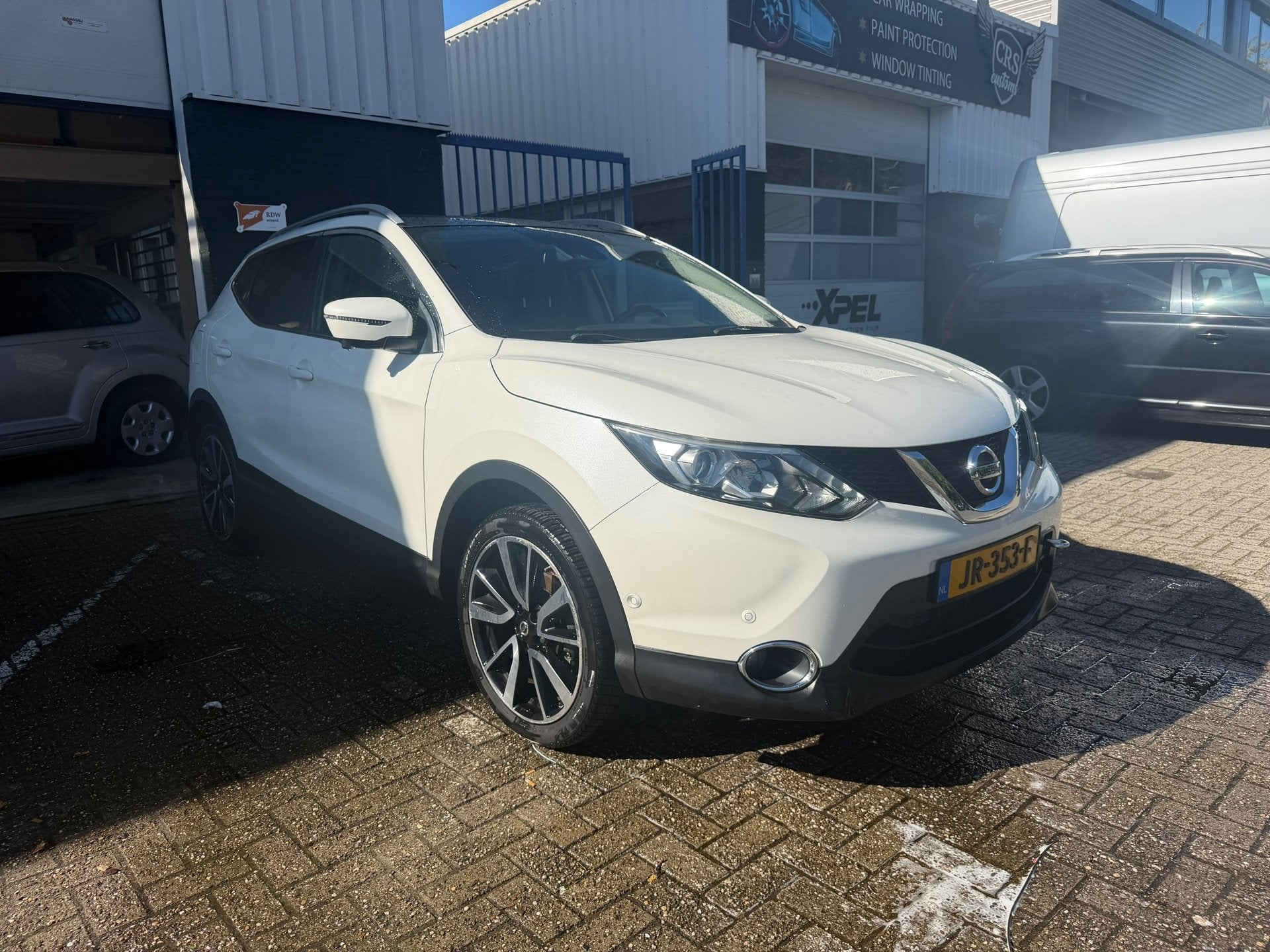 Nissan Qashqai 1.2 Tekna AUTOMAAT DEFECT, Auto's, Gebruikt, 4 cilinders, 116 pk, Wit