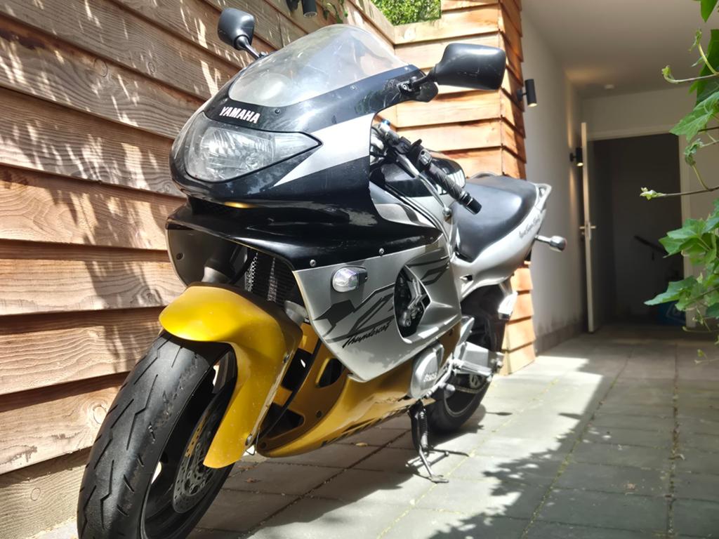Yamaha Thundecat YZF600R - Nieuwe Pirelli Diablo 4 banden, Motoren, Particulier, Gebruikt, Sport
