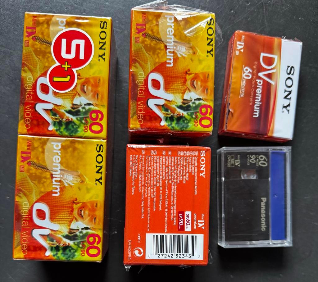 14 Nieuwe Mini DV 60 Videobandjes (Sony & Panasonic), Ophalen of Verzenden, Accessoire