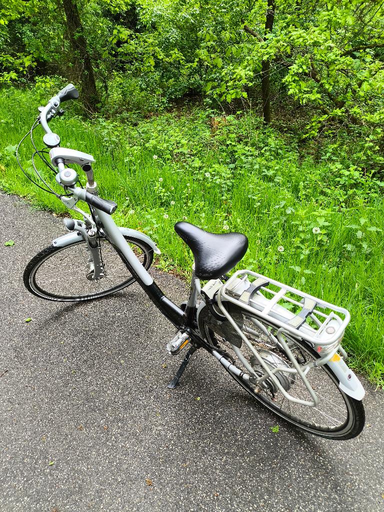 Ik verkoop een elektrische fiets., Fietsen en Brommers, Ophalen, Zo goed als nieuw, Sparta