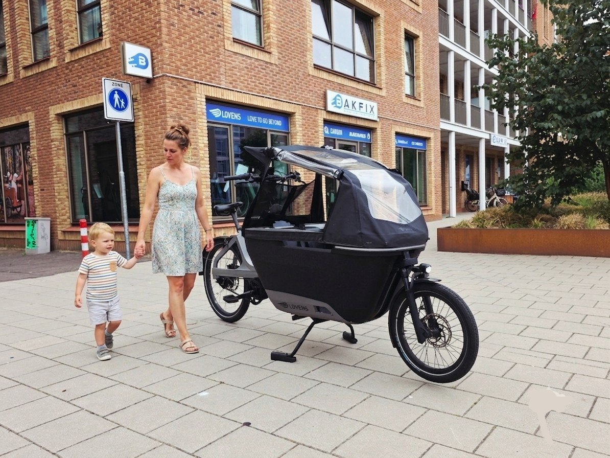 Lovens Explorer 1 Bakfiets S75 en regentent