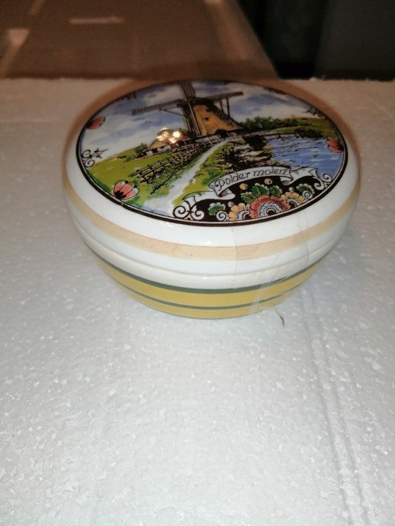 Een leuke honing/jampot met deksel, Ophalen of Verzenden, Zo goed als nieuw, Overige materialen, Pot, Bus of Blik