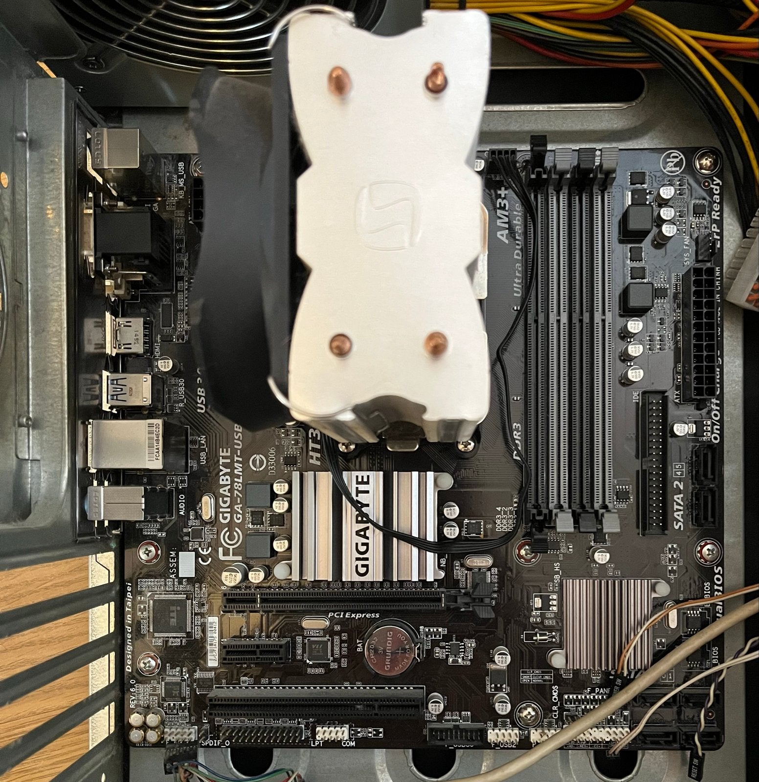 Gigabyte GA-78LMT-USB3 Moederbord (AM3+)met proc.AMD FX-4300, Computers en Software, Ophalen, Gebruikt, DDR3