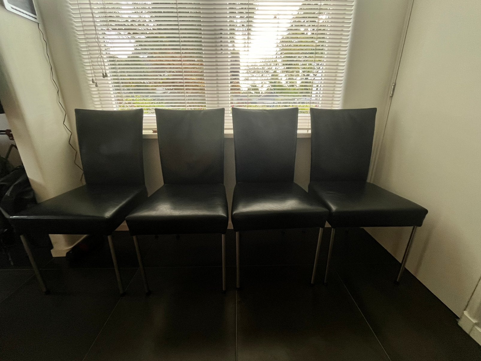 6 eetkamer stoelen Bert Plantagie gebruikt., Huis en Inrichting, Stoelen, Ophalen, Gebruikt, Zwart, Leer
