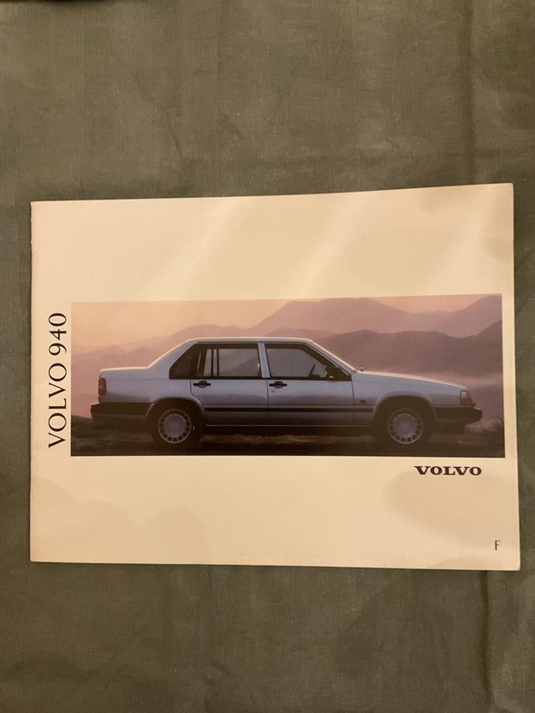 Volvo 940 brochure in nieuwstaat, Ophalen of Verzenden, Nieuw, Volvo