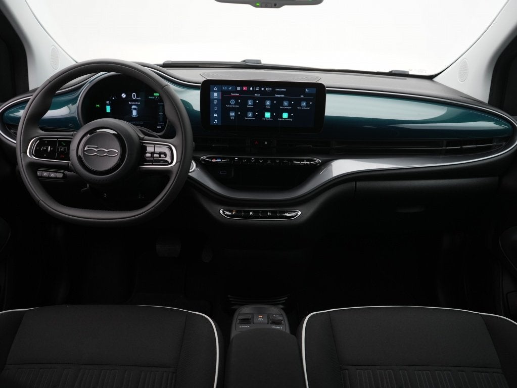 Fiat 500 Icon 42 kWh | Camera | Private Lease 379 per maand, 12 maanden, Gebruikt, 4 stoelen, Grijs