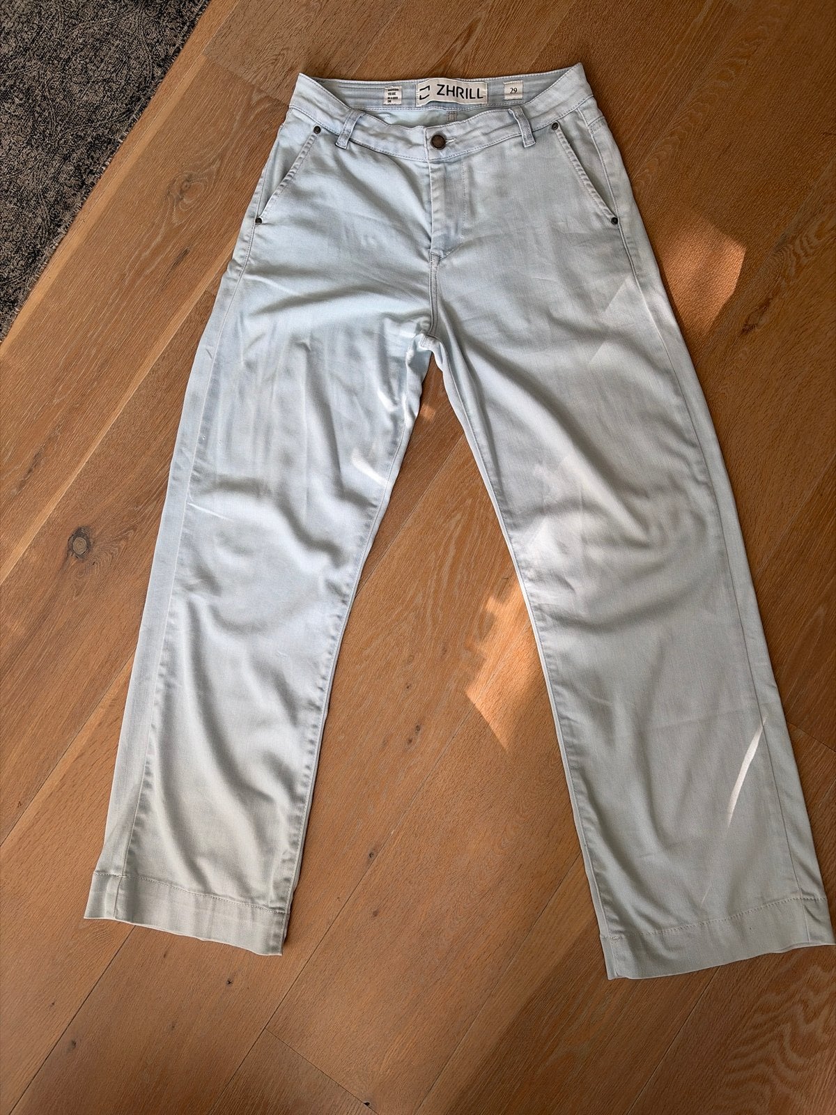 ZHRILL Lichtblauwe Broek - Maat 29, Maat 38/40 (M), Blauw, Ophalen of Verzenden, Lang