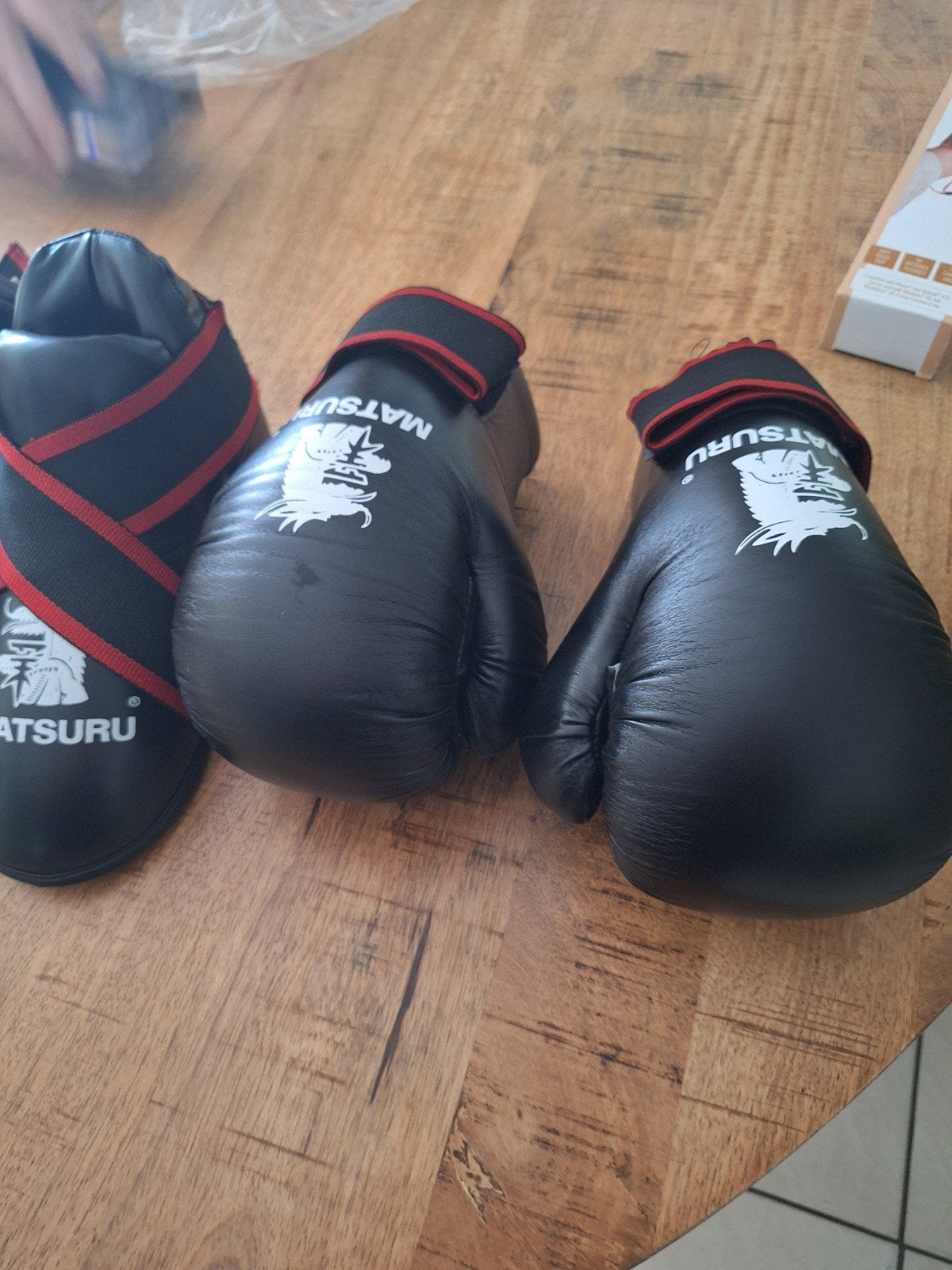 Matsuru Bokshandschoenen en matsuru v XS - Zo goed als nieuw, Ophalen, Zo goed als nieuw, Bokshandschoenen