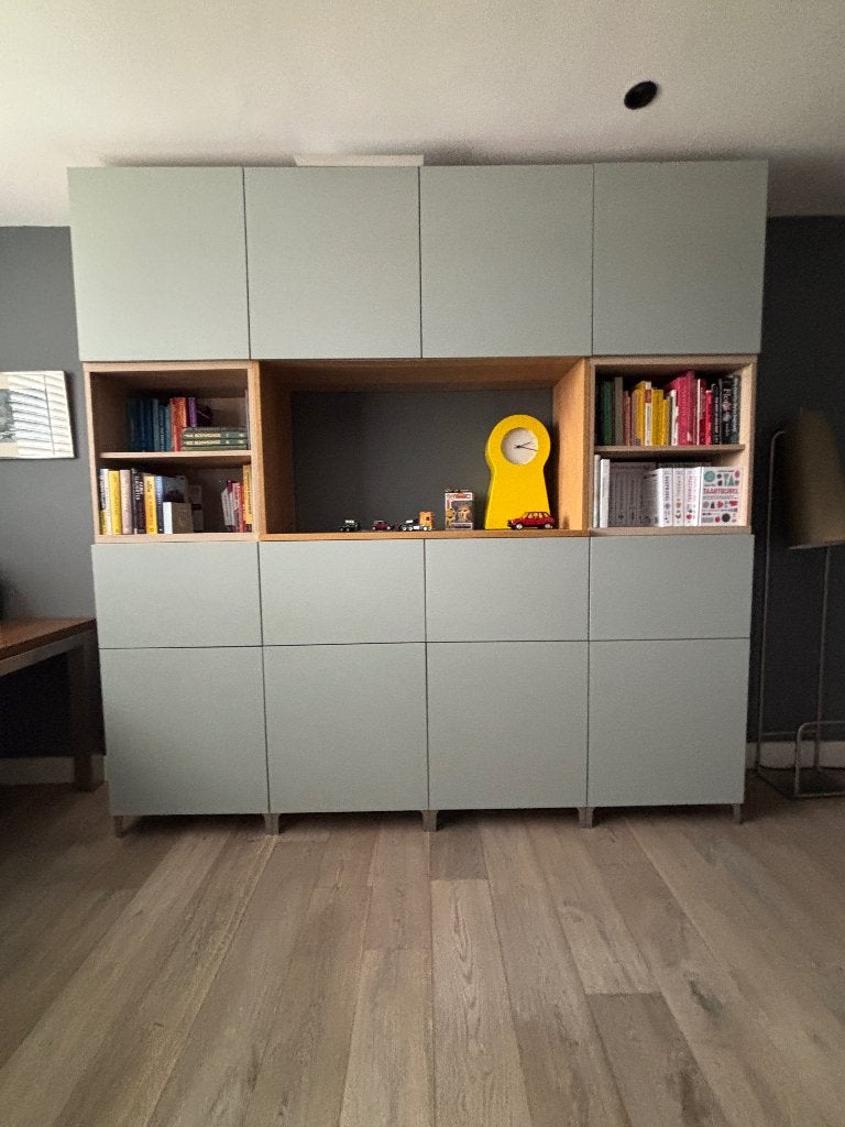 Besta Ikea wandmeubel wandkast Nieuwstaat, 200 cm of meer, Ophalen of Verzenden, Zo goed als nieuw, 25 tot 50 cm