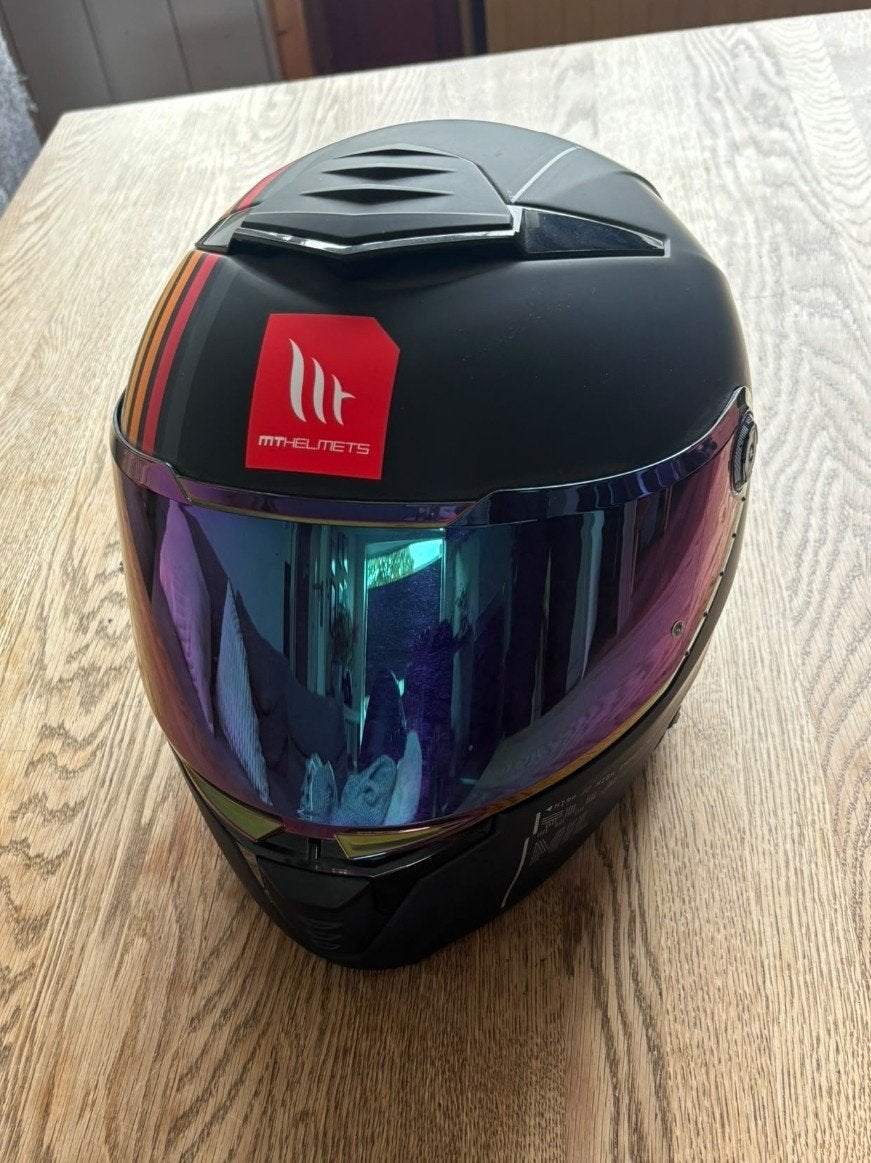 MT Helmets Thunder 4 Integraalhelm - Zwart met strepen, Heren, Tweedehands, Ophalen, Overige merken