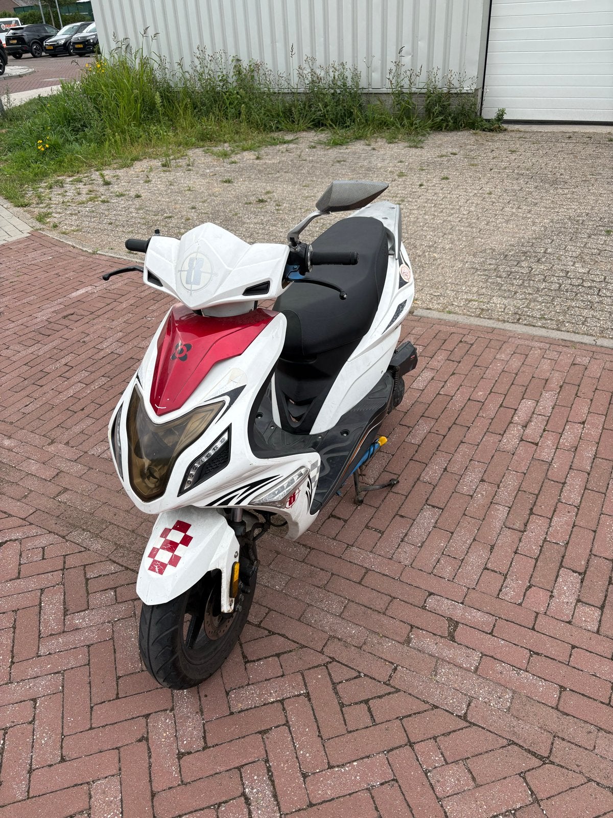 80cc 4-takt scooter - Motorisch in topconditie, Fietsen en Brommers, Ophalen, Gebruikt, Maximaal 45 km/u, Benzine