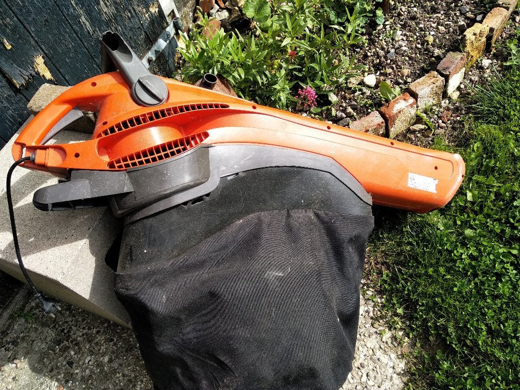 Bladblazer Flymo, Ophalen, Gebruikt, Met opvangzak, Handgedragen