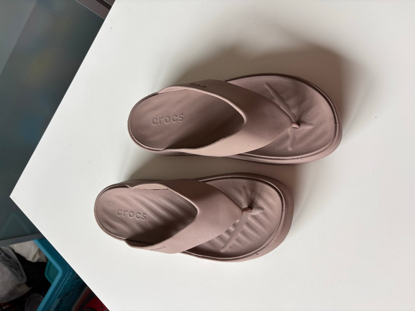 Crocs slippers dames - kaki kleur, Ophalen, Zo goed als nieuw, Beige, Slippers