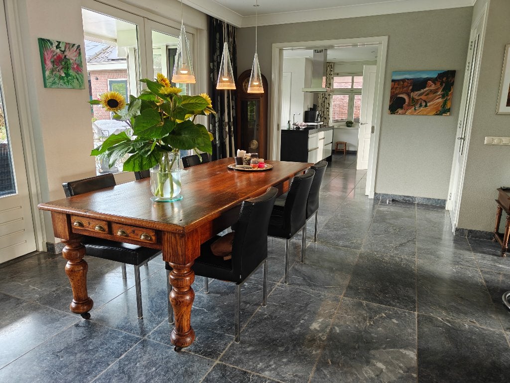 Antieke tafel  met een verhaal, Antiek en Kunst, Ophalen